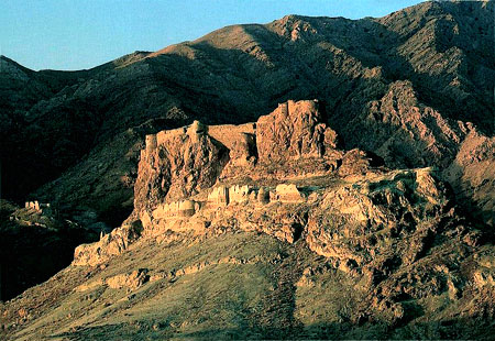 قلعه الموت با سرزمین تور